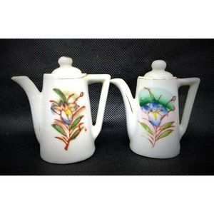 2 Vintage Miniature Teapots Made In Occupied Japan